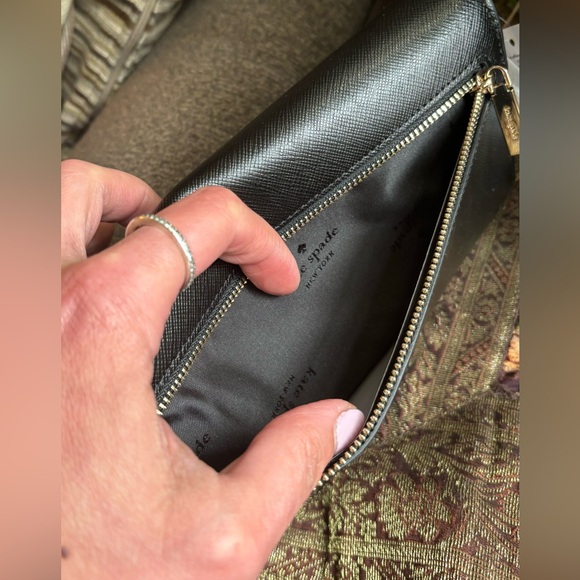 Authentic KATE SPADE Saffiano leather trifold travel large snap wallet - Picture 4 of 11